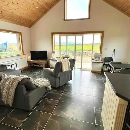 Cheerful 2 Bedroom With Free Parking Droíchead an Chláir